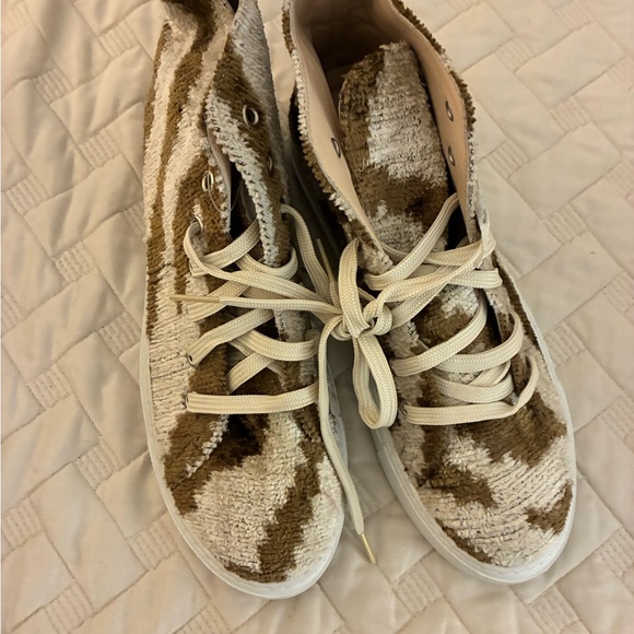 Anthropologie Wolf & Willa High-Top Women's Sneakers New - Picture 2 of 6